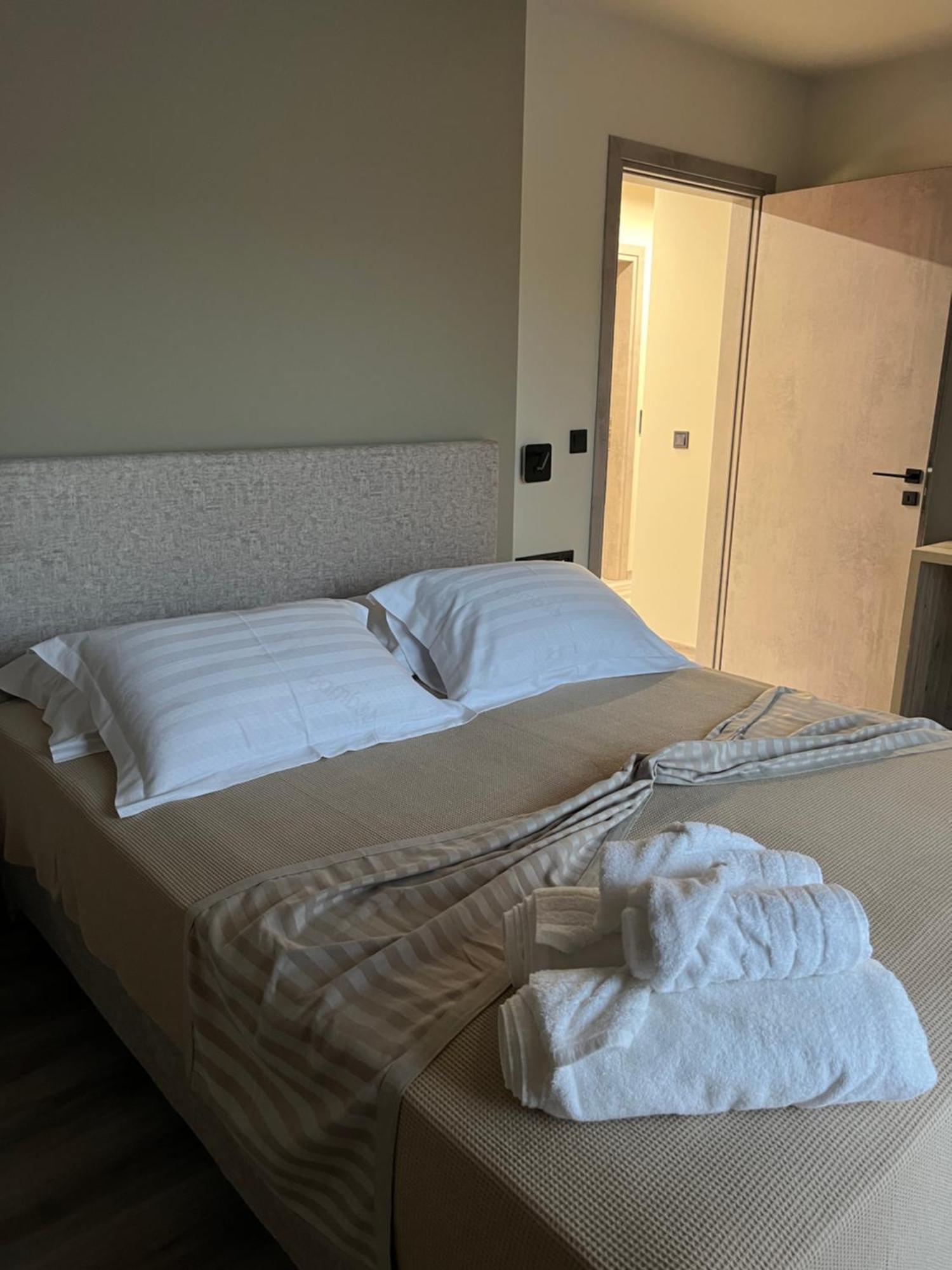 Grand Kourouta Villa Bagian luar foto